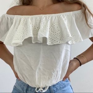 Mossimo White Off Shoulder Eyelet Ruffle Blouse Juniors L / Women’s S